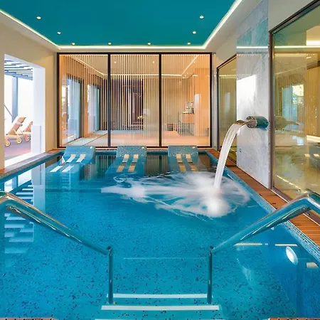 Luxury - 5 Star Setting - Pine Cliffs